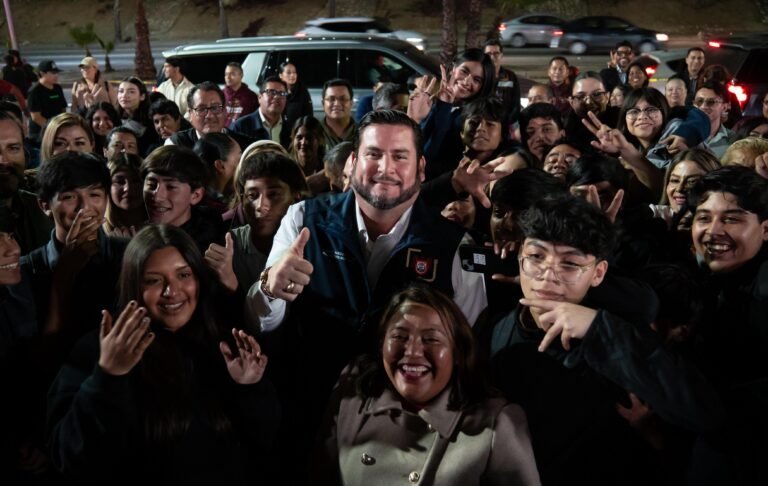 WhatsApp Image 2025-10-17 at 22.20.05 (2)