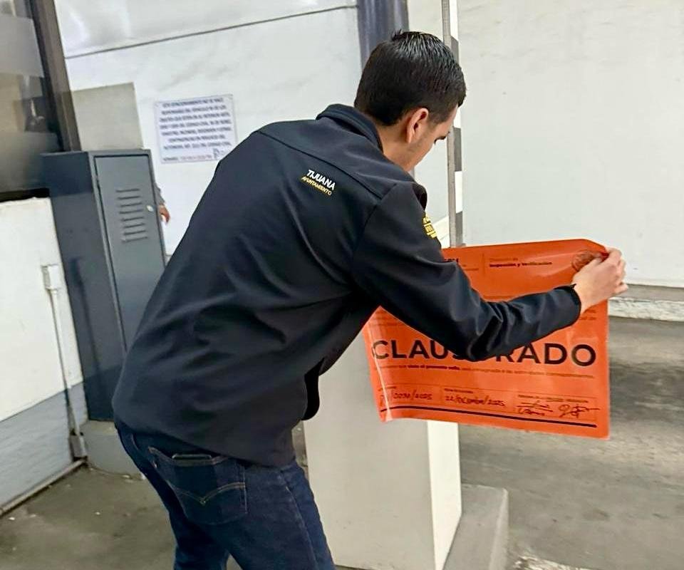 WhatsApp Image 2025-12-22 at 22.38.04